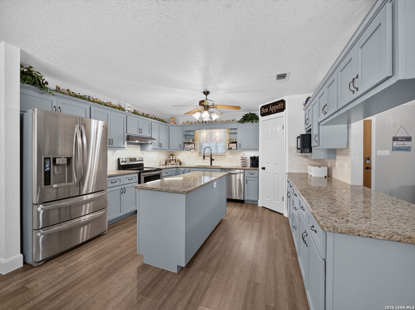 206 Deer Ridge Drive La Vernia TX 78121