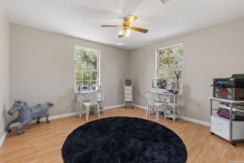 695 Fox Trotter Road Seguin TX 78155