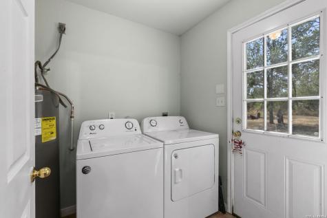 695 Fox Trotter Road Seguin TX 78155