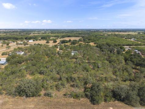 695 Fox Trotter Road Seguin TX 78155