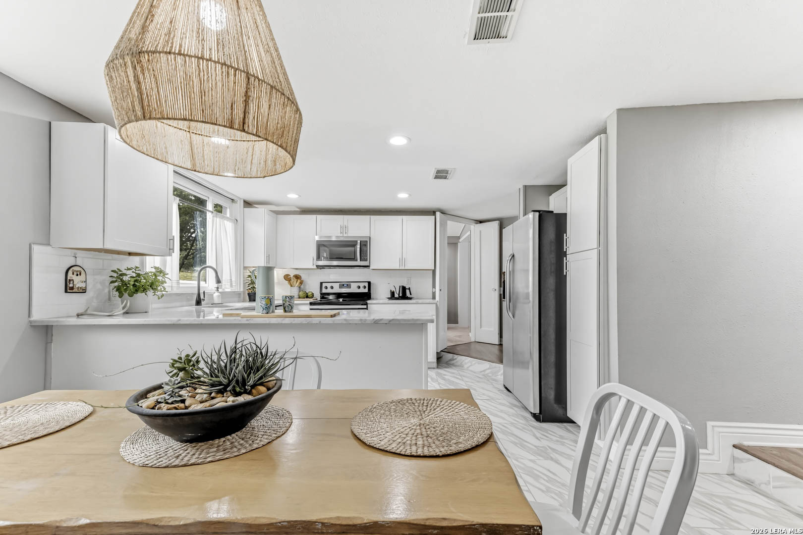 8433 Oak Thicket San Antonio TX 78255