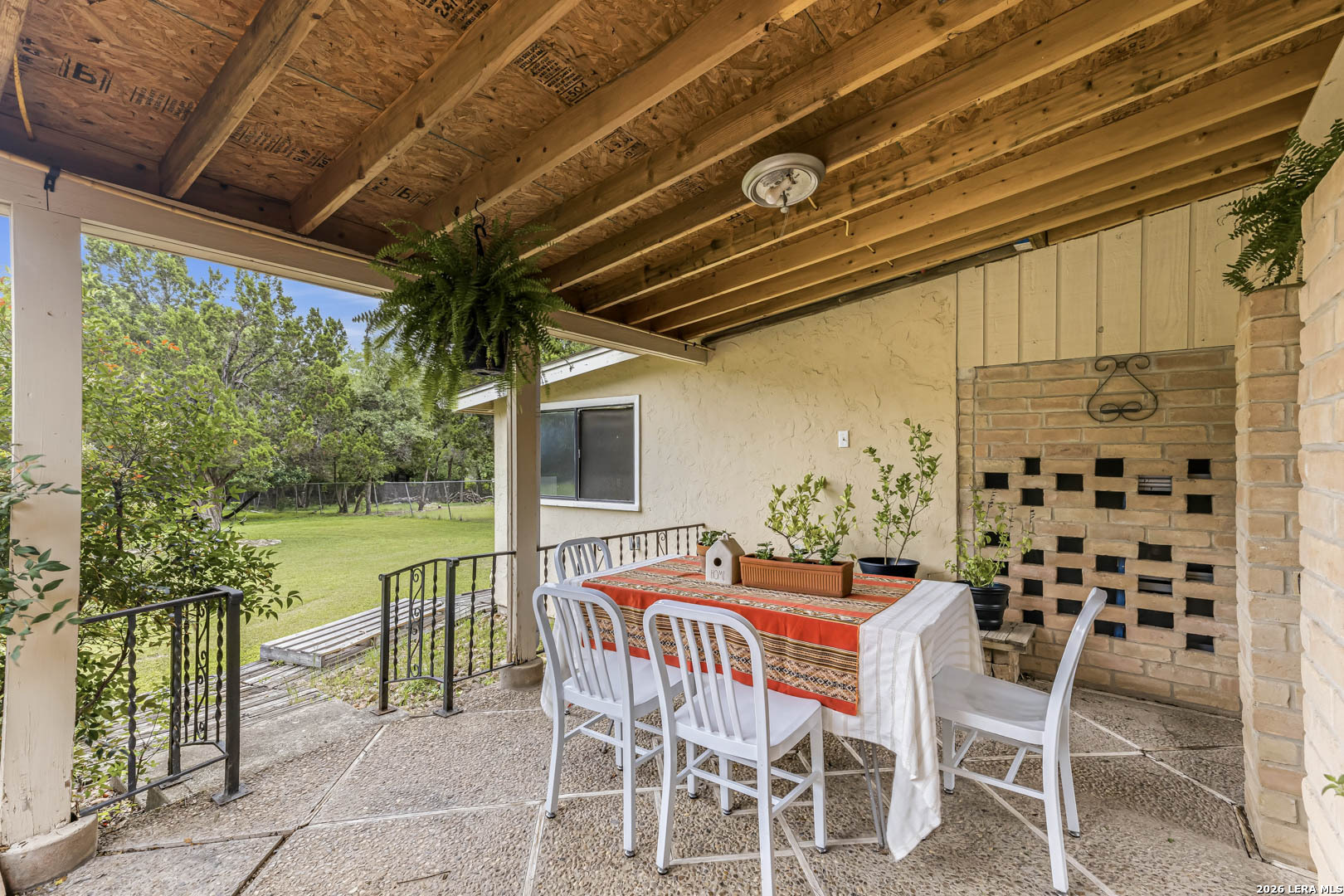 8433 Oak Thicket San Antonio TX 78255