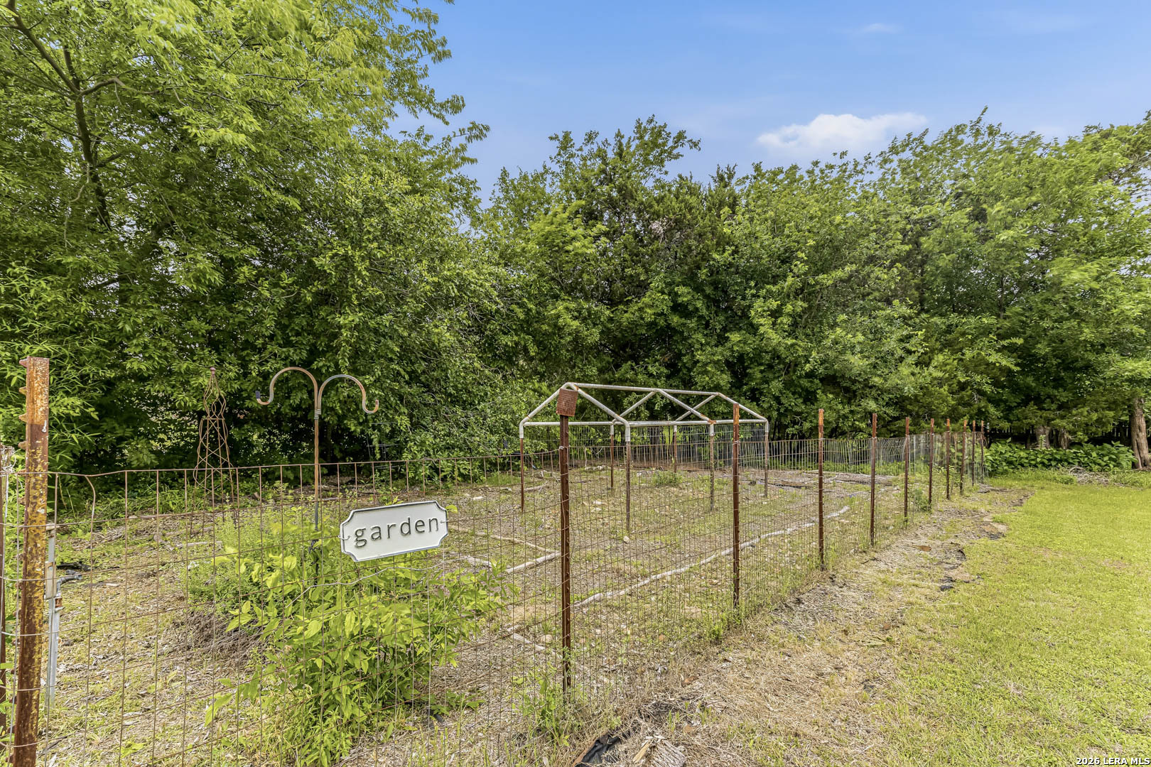 8433 Oak Thicket San Antonio TX 78255