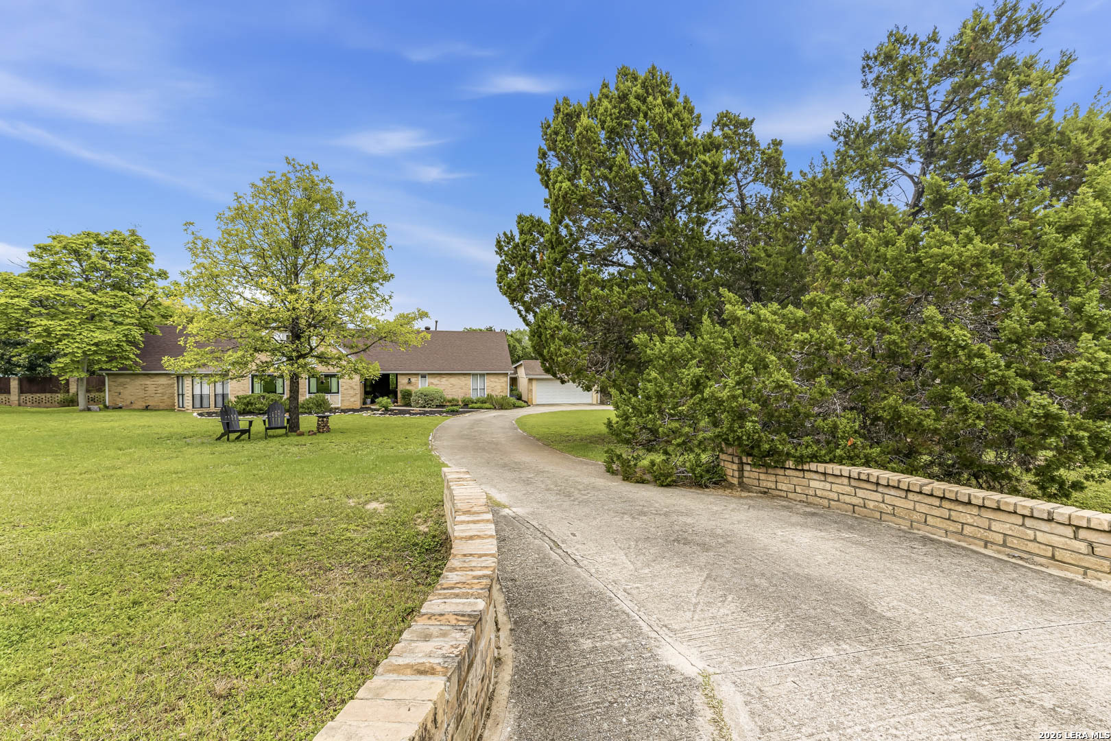 8433 Oak Thicket San Antonio TX 78255