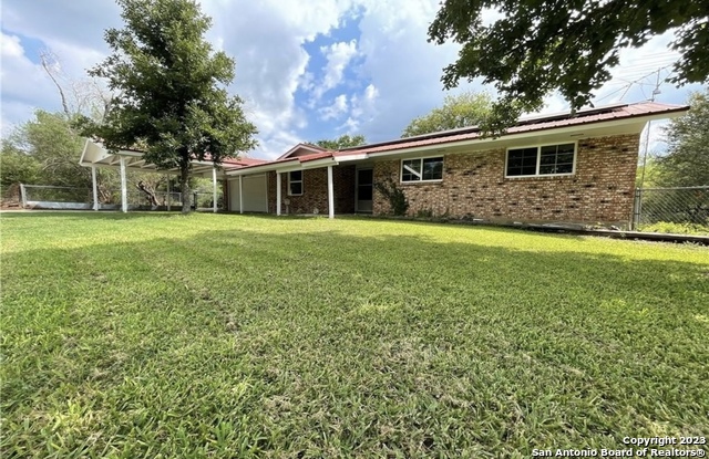 1017 Ilka Switch Seguin TX 78155