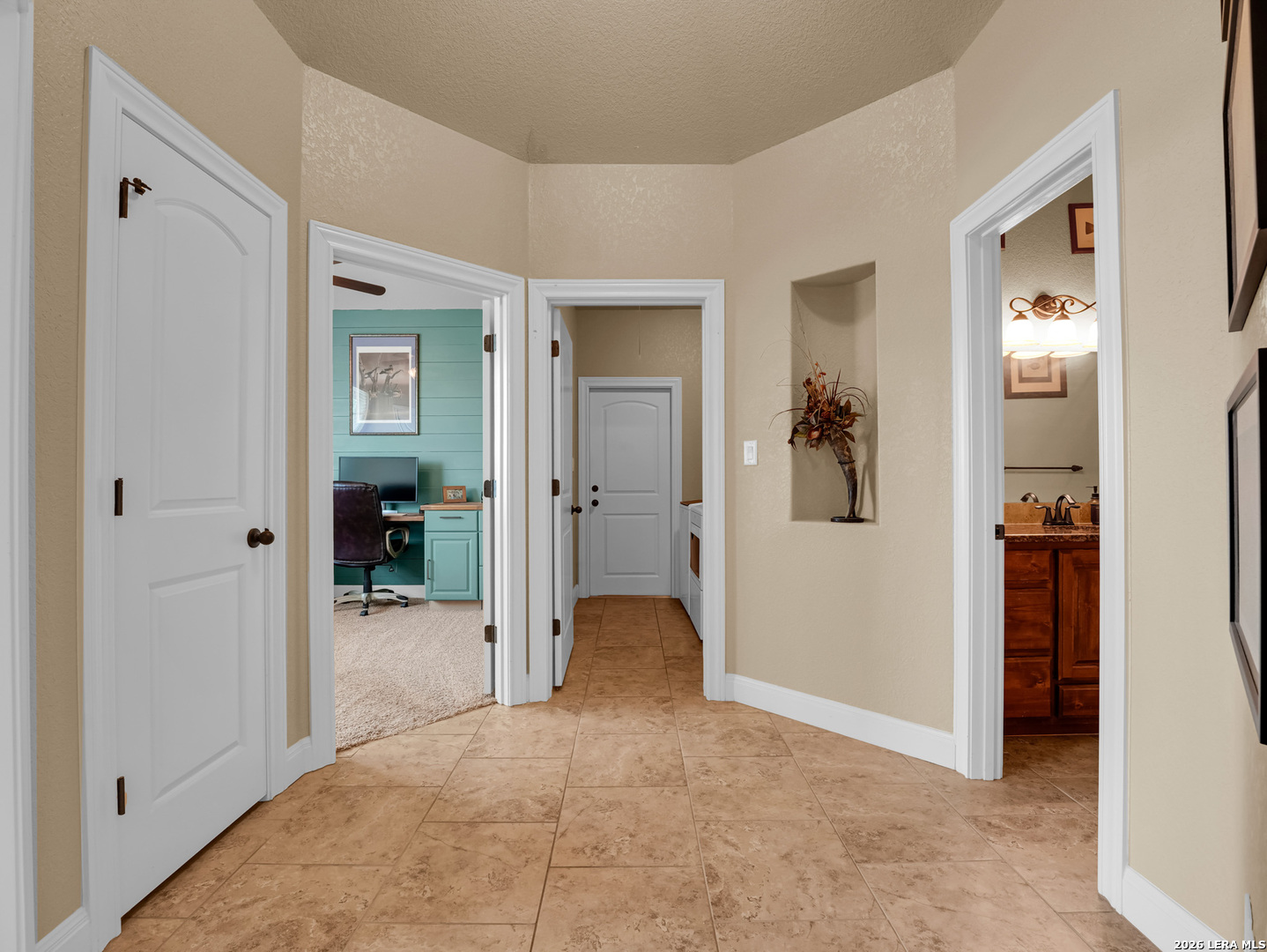 16021 Ethans Crossing Lytle TX 78052
