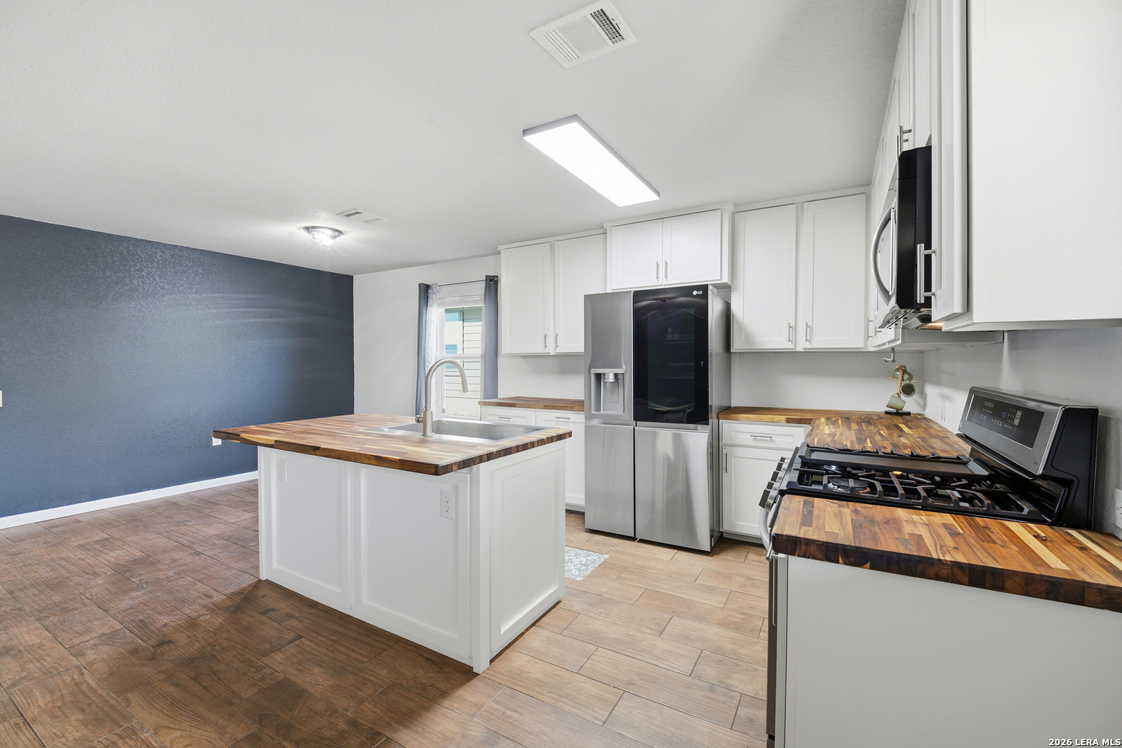 723 Pelican Landing San Antonio TX 78221