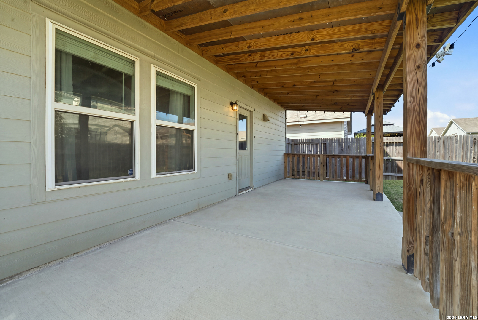 723 Pelican Landing San Antonio TX 78221