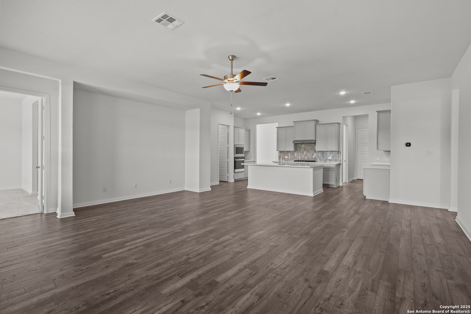 2808 Reeves Lane Schertz TX 78108