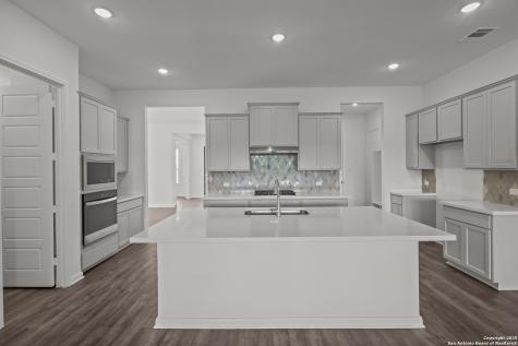2808 Reeves Lane Schertz TX 78108