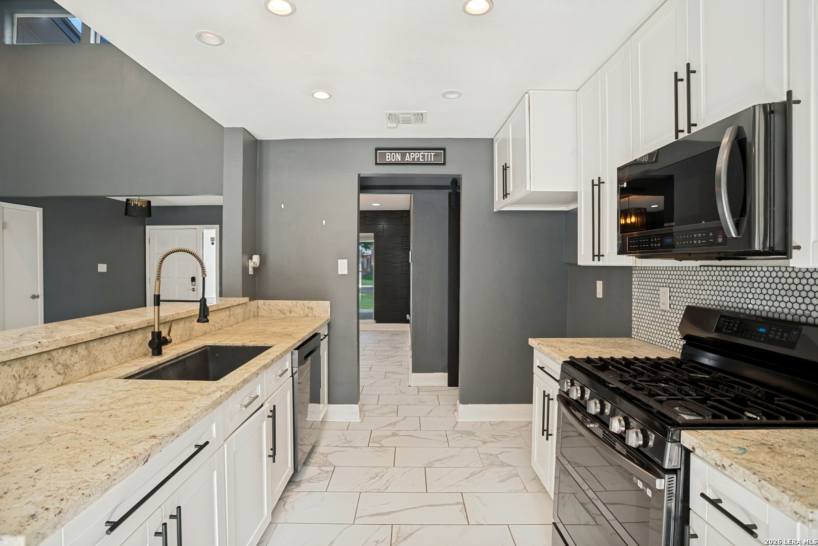 12302 Mapletree San Antonio TX 78249