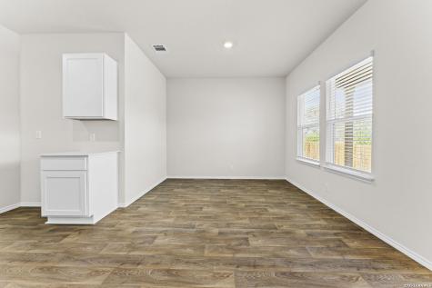 124 Pigeon Green San Antonio TX 78253