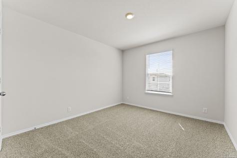 124 Pigeon Green San Antonio TX 78253