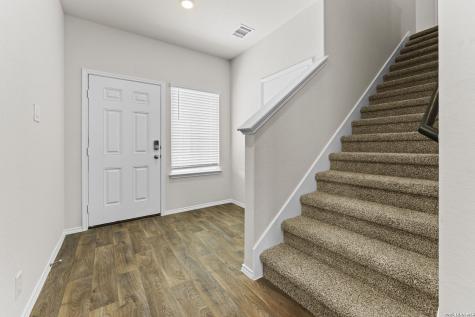 124 Pigeon Green San Antonio TX 78253