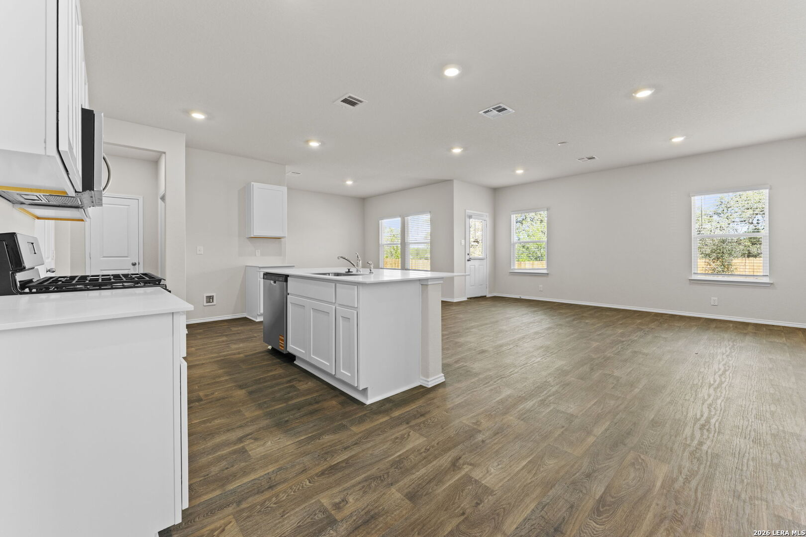 124 Pigeon Green San Antonio TX 78253