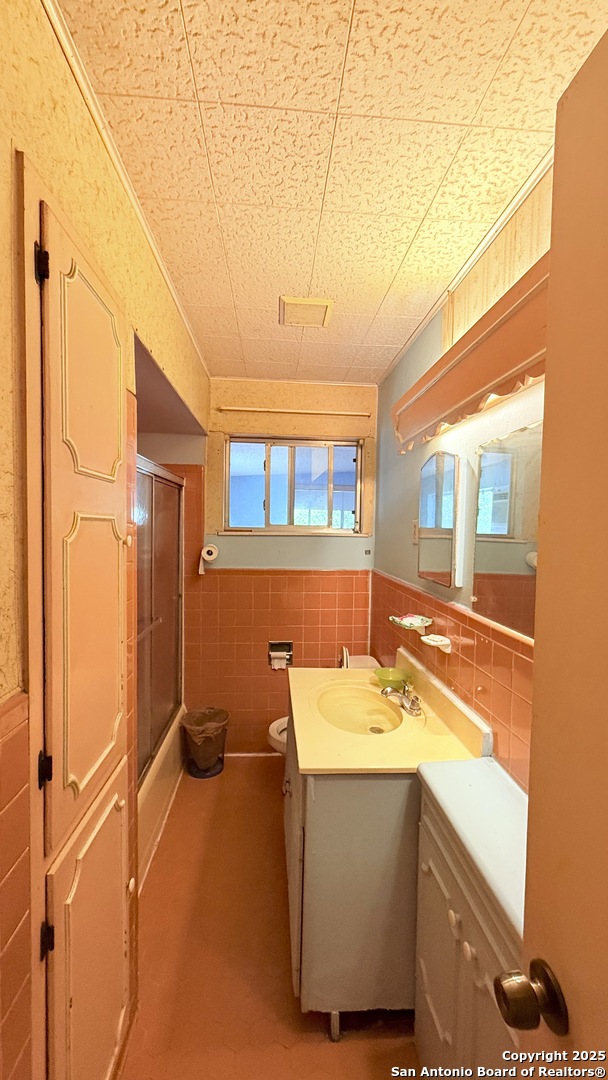 122 Newport San Antonio TX 78218