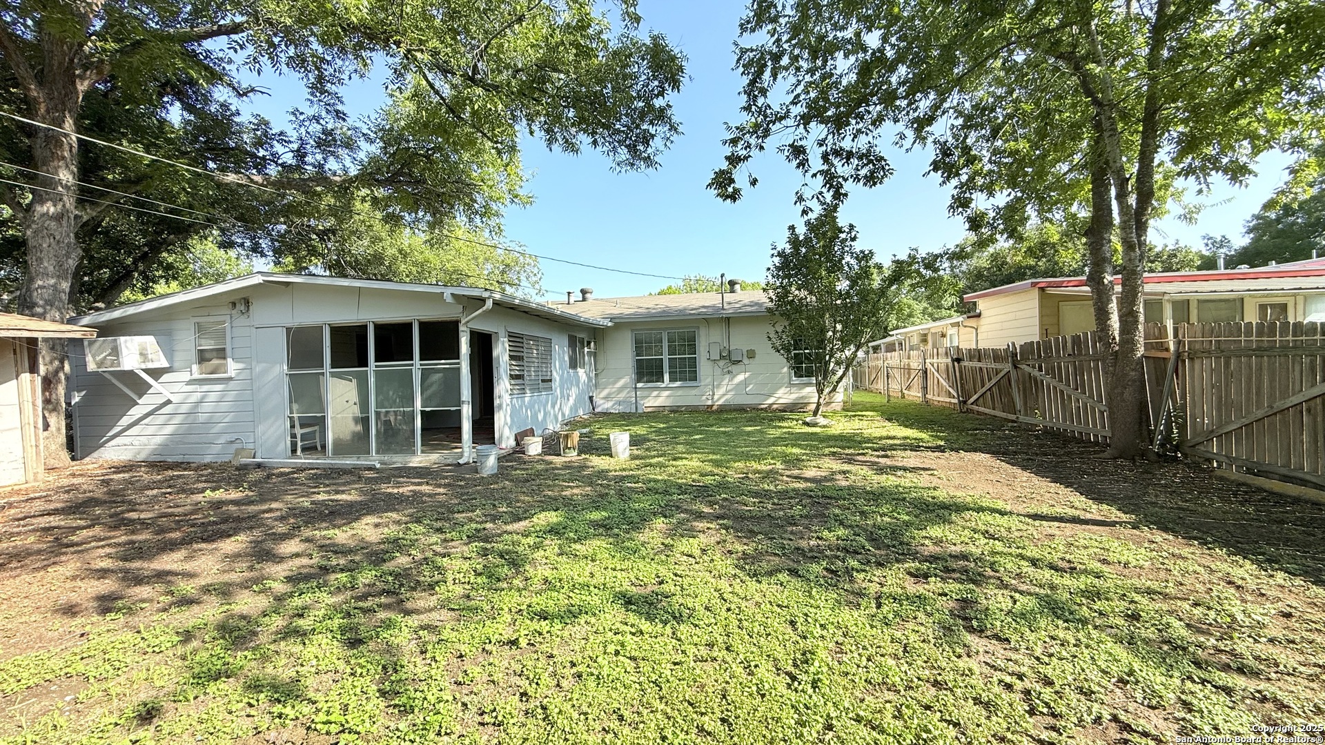 122 Newport San Antonio TX 78218