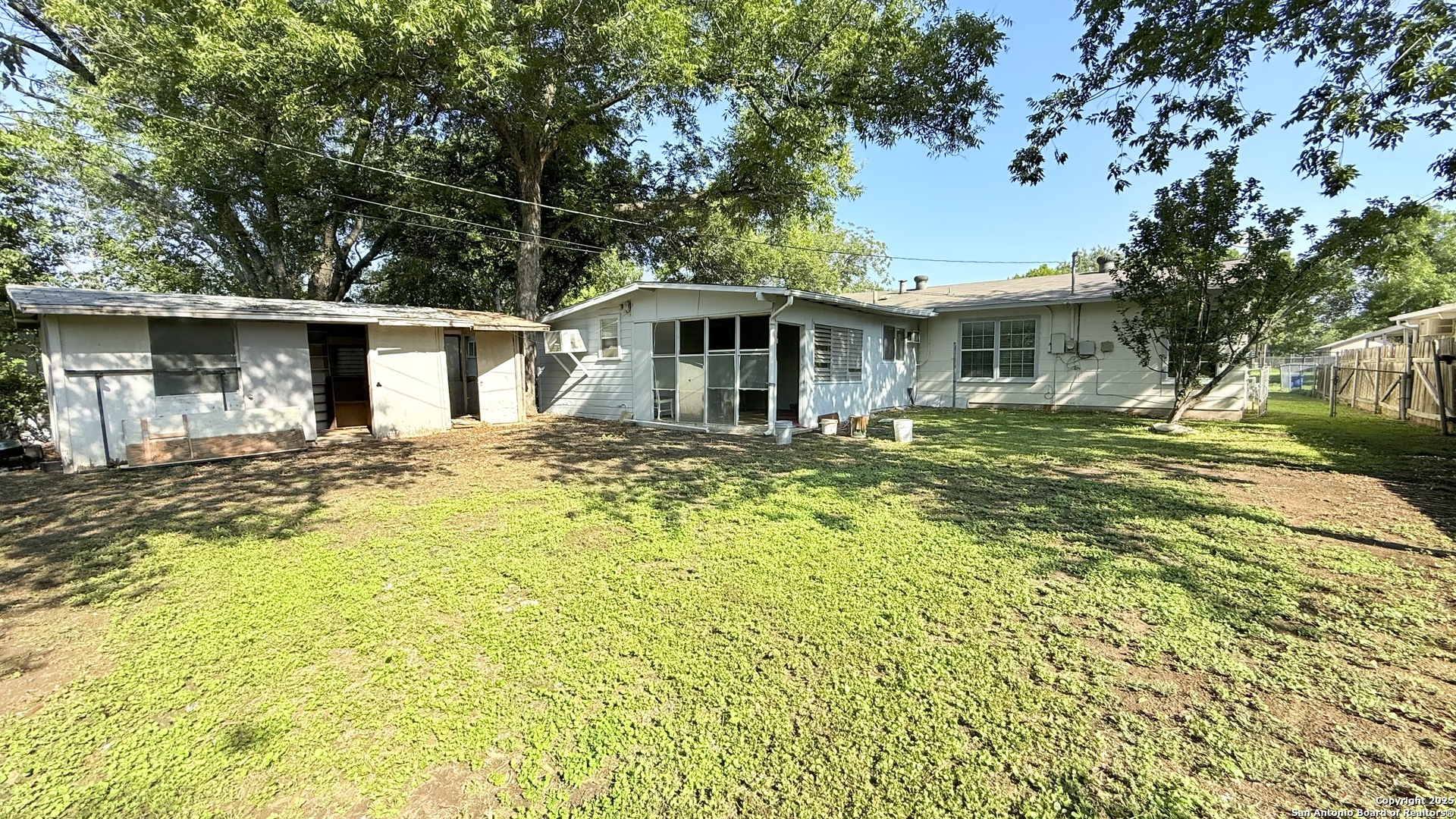 122 Newport San Antonio TX 78218