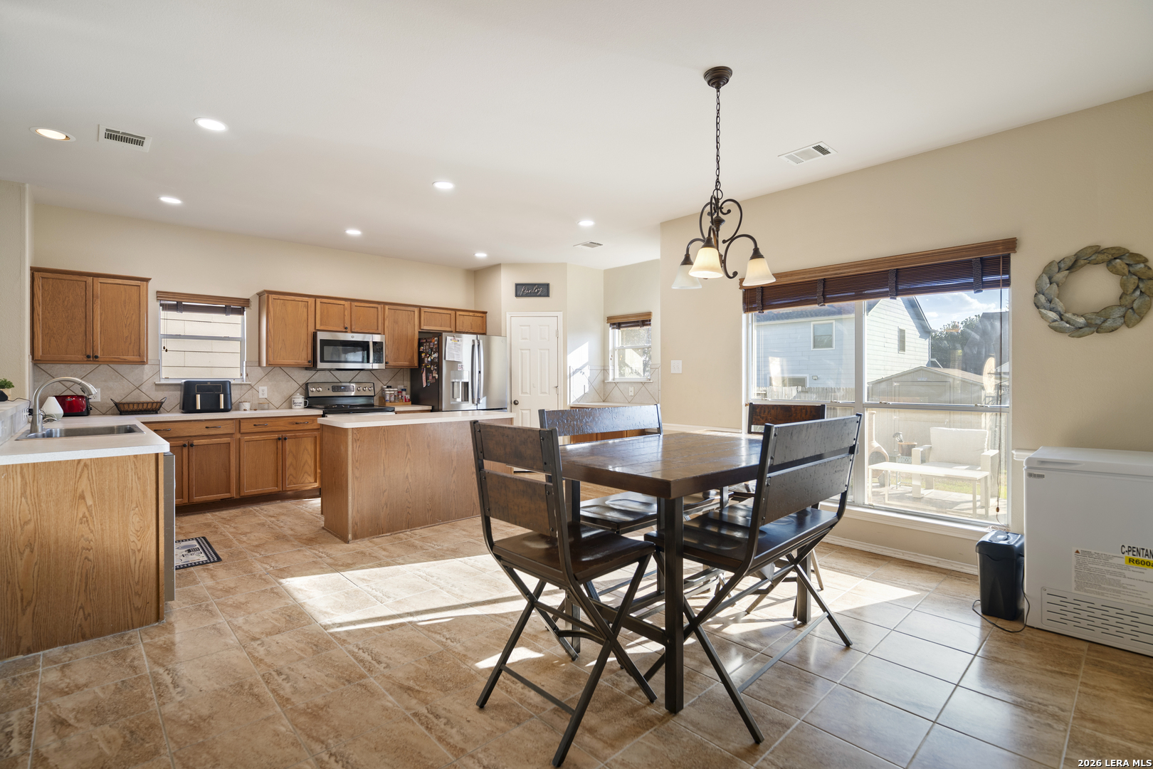 121 Happy Trail Cibolo TX 78108