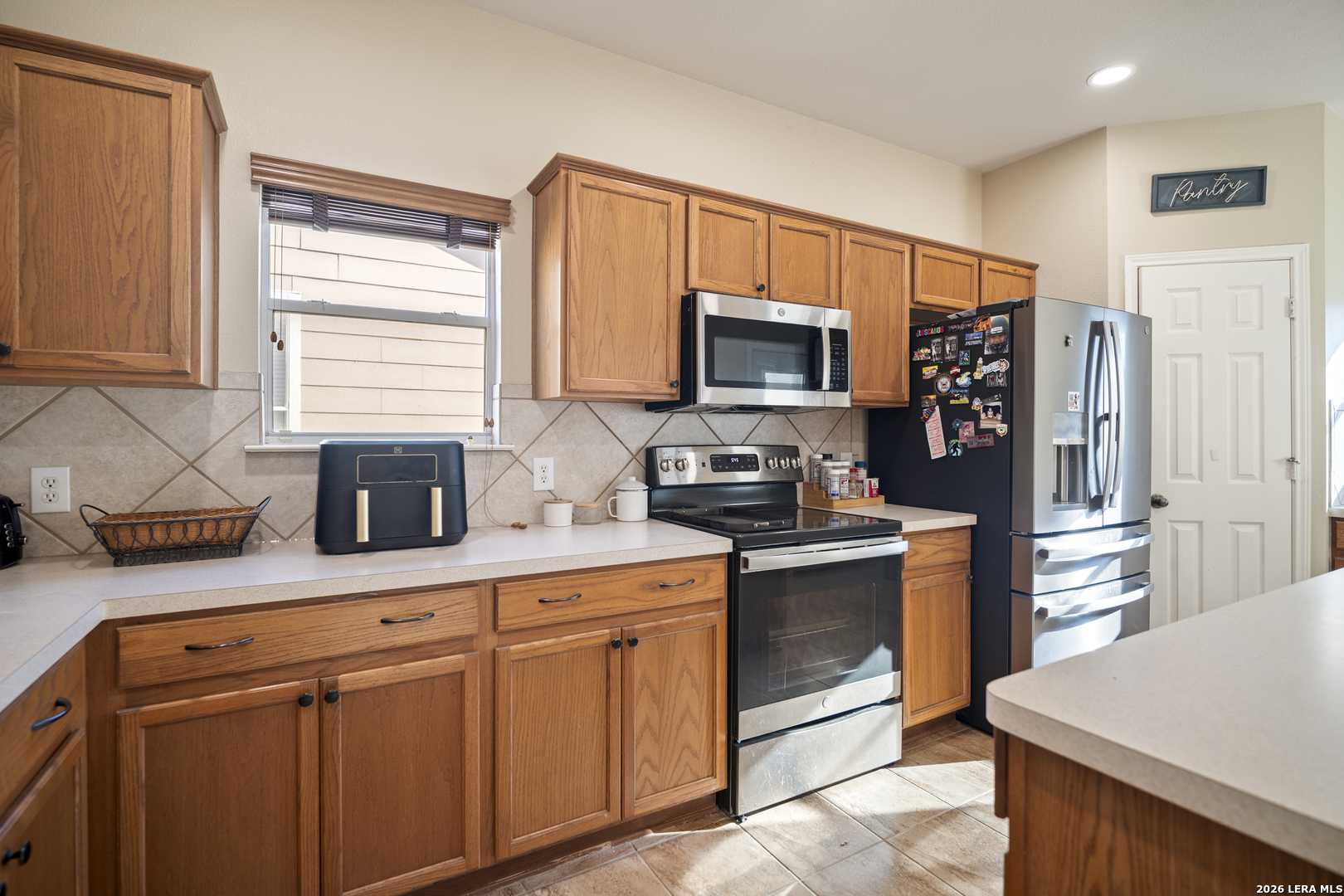 121 Happy Trail Cibolo TX 78108