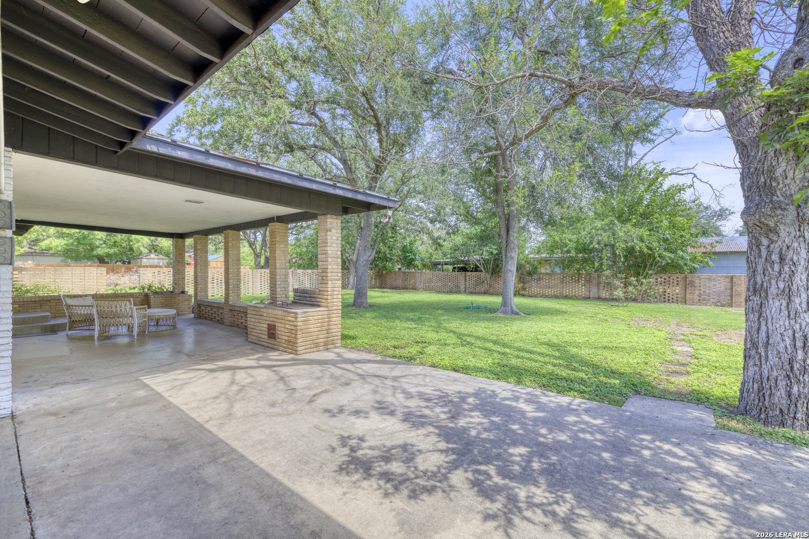 1019 E Leona Road Uvalde TX 78801