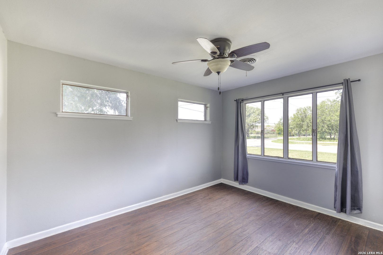 1019 E Leona Road Uvalde TX 78801