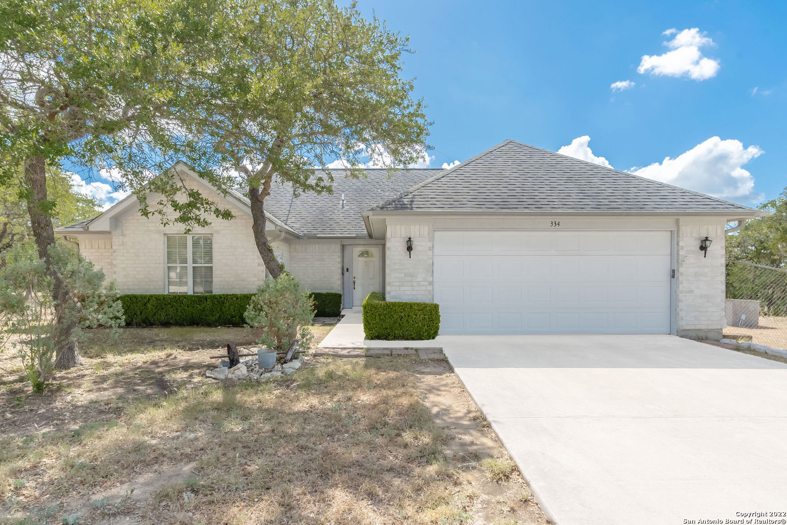 334 Lakewood Drive Lakehills TX 78063