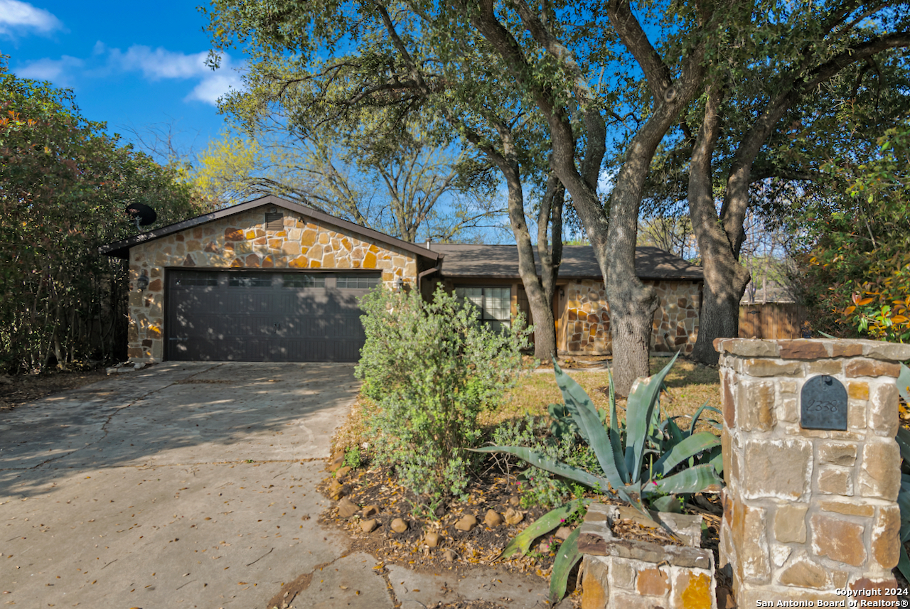 2338 Frontier Trail San Antonio TX 78251