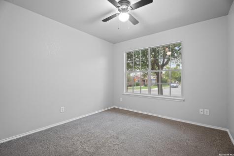 1402 Hunters Plane San Antonio TX 78245
