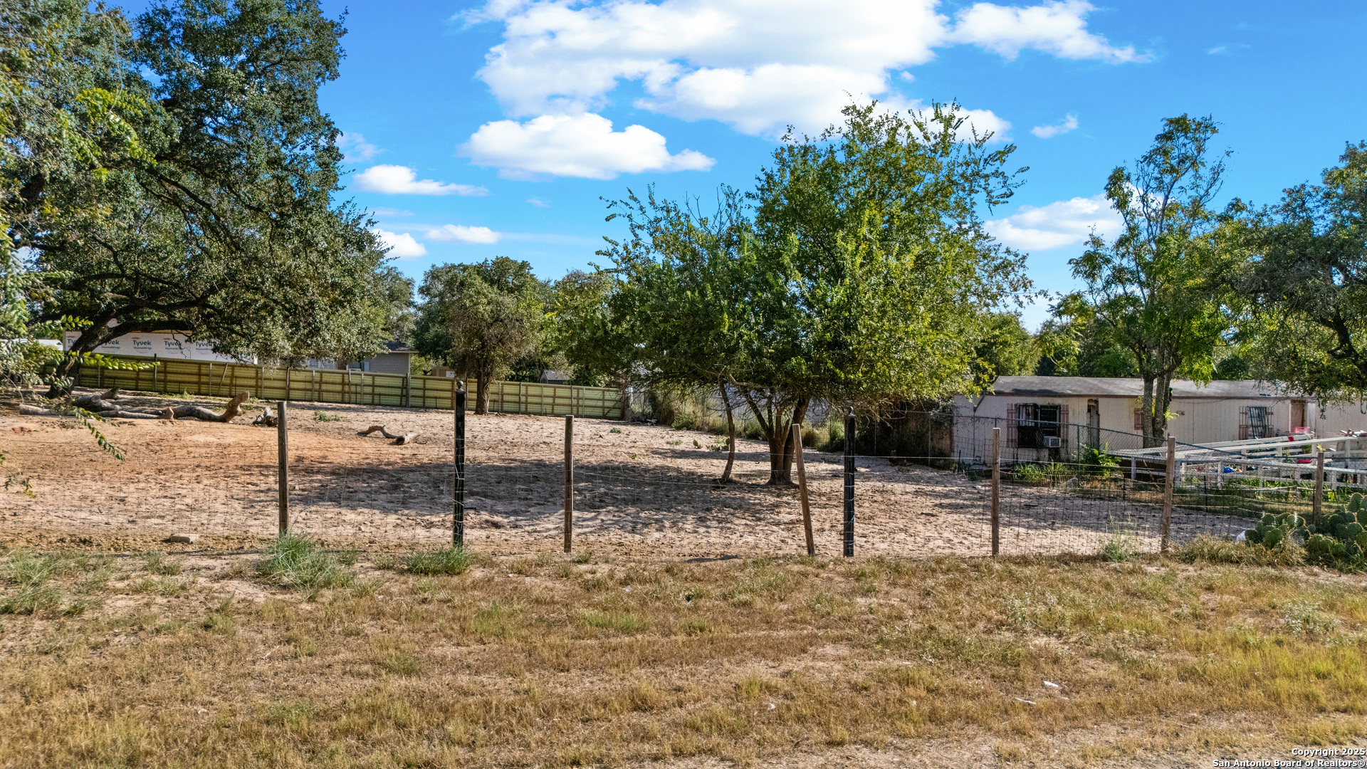 335 Viewpoint Drive Poteet TX 78065