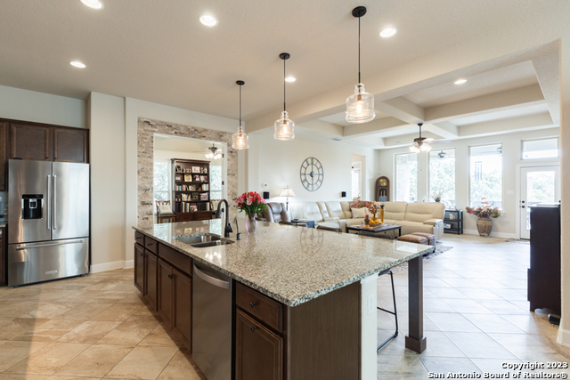1085 Limestone Way New Braunfels TX 78132