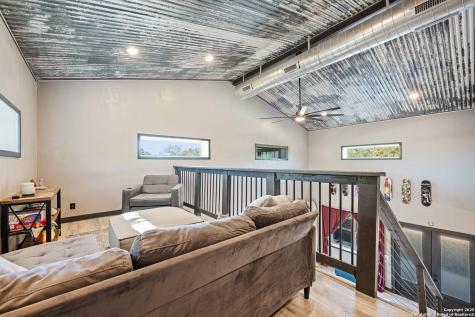 144 County Road 7725 Natalia TX 78059