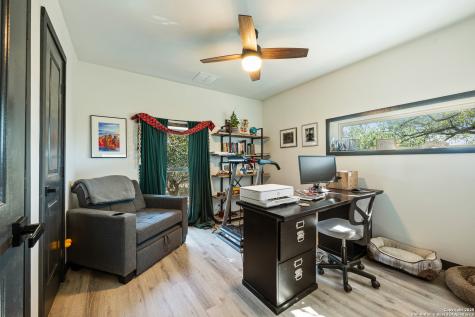 144 County Road 7725 Natalia TX 78059