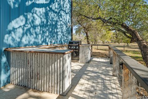 144 County Road 7725 Natalia TX 78059