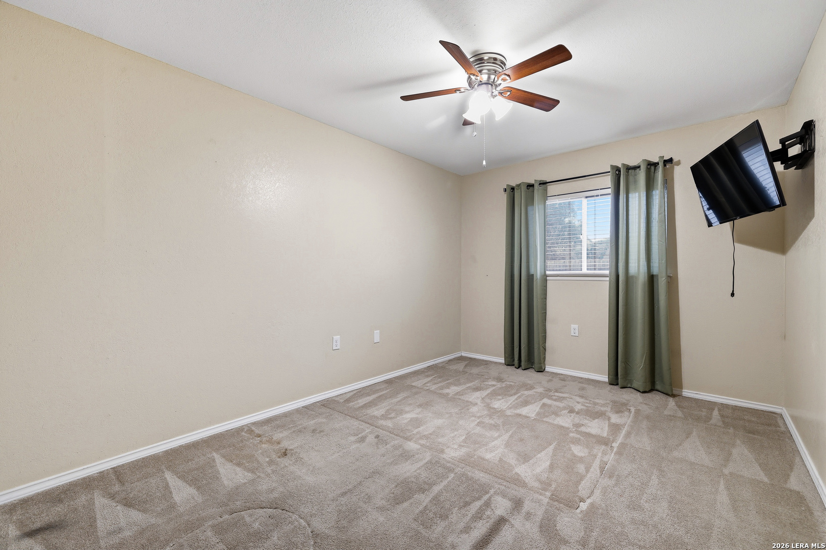 100 Fort Wayne Universal City TX 78148