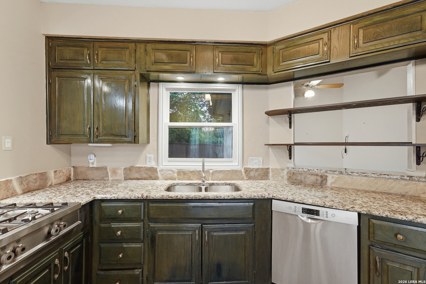202 Lundblade Lane San Antonio TX 78213