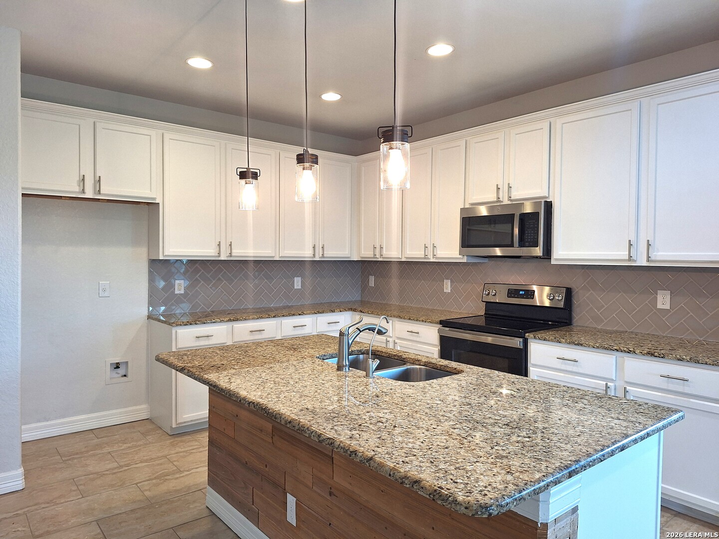 5801 Devonwood Street Cibolo TX 78108