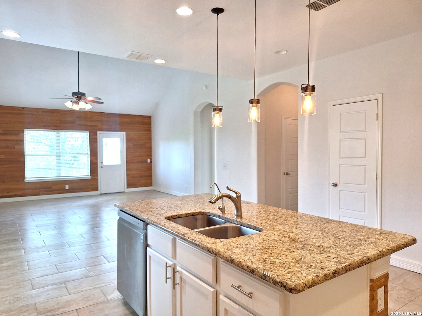 5801 Devonwood Street Cibolo TX 78108