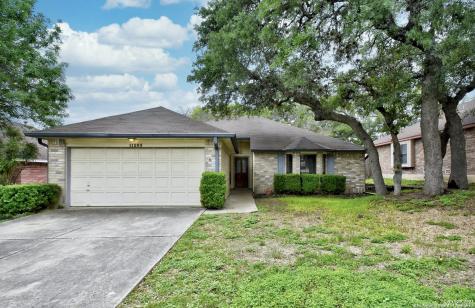 11203 Forest Shower Live Oak TX 78233