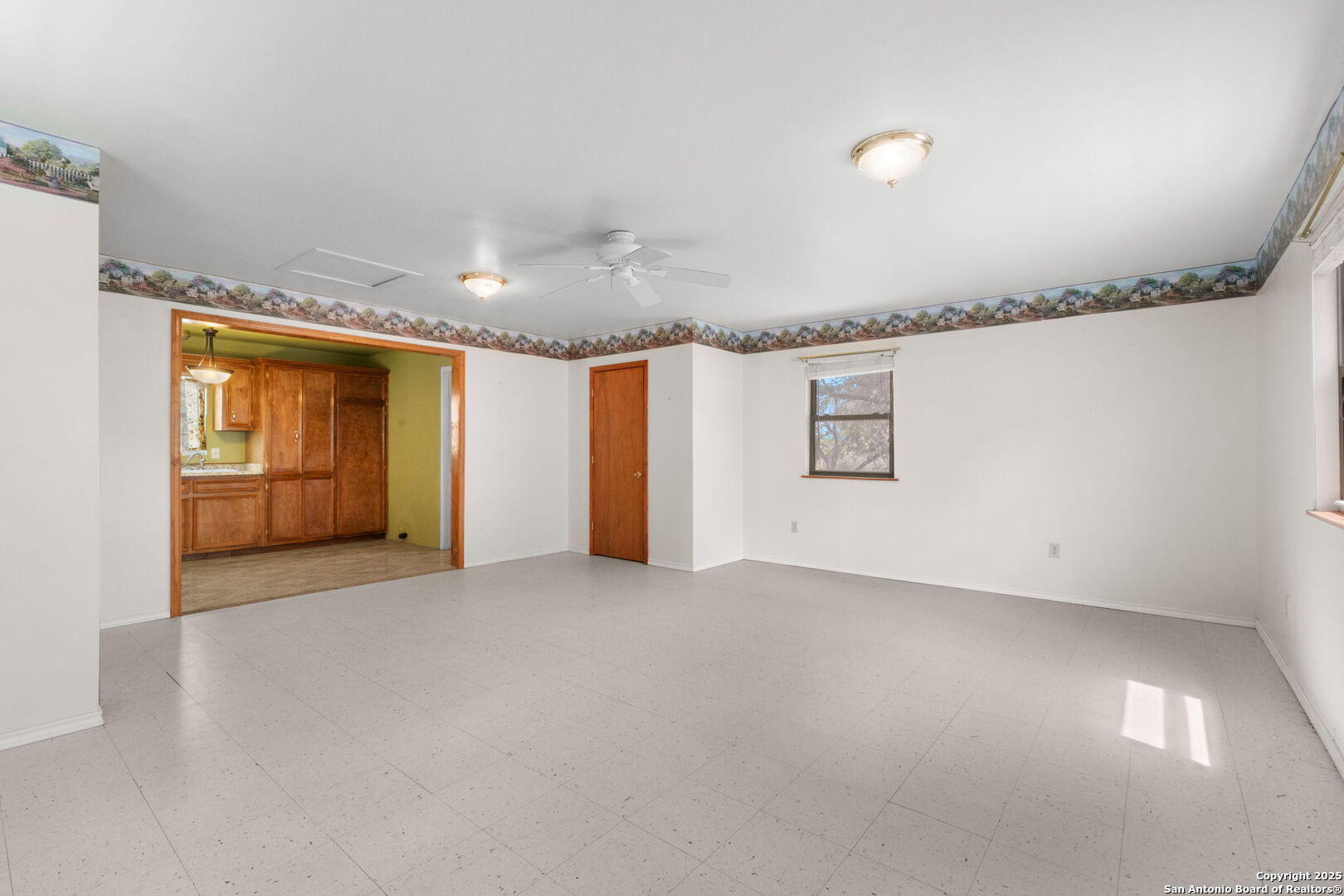 465 Oriente Pleasanton TX 78064