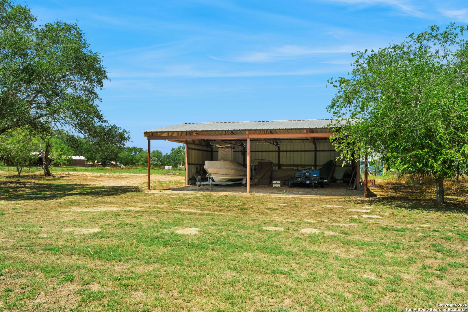 465 Oriente Pleasanton TX 78064