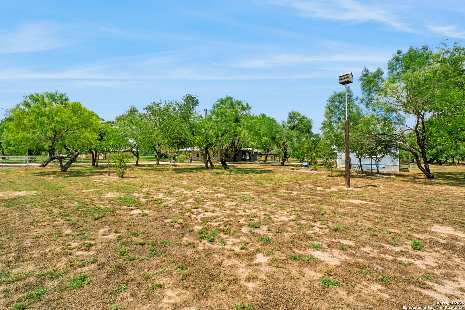 465 Oriente Pleasanton TX 78064