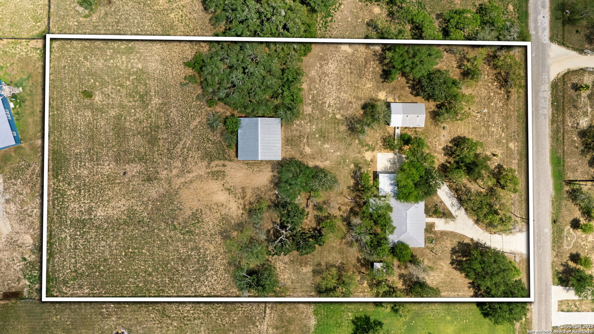 465 Oriente Pleasanton TX 78064
