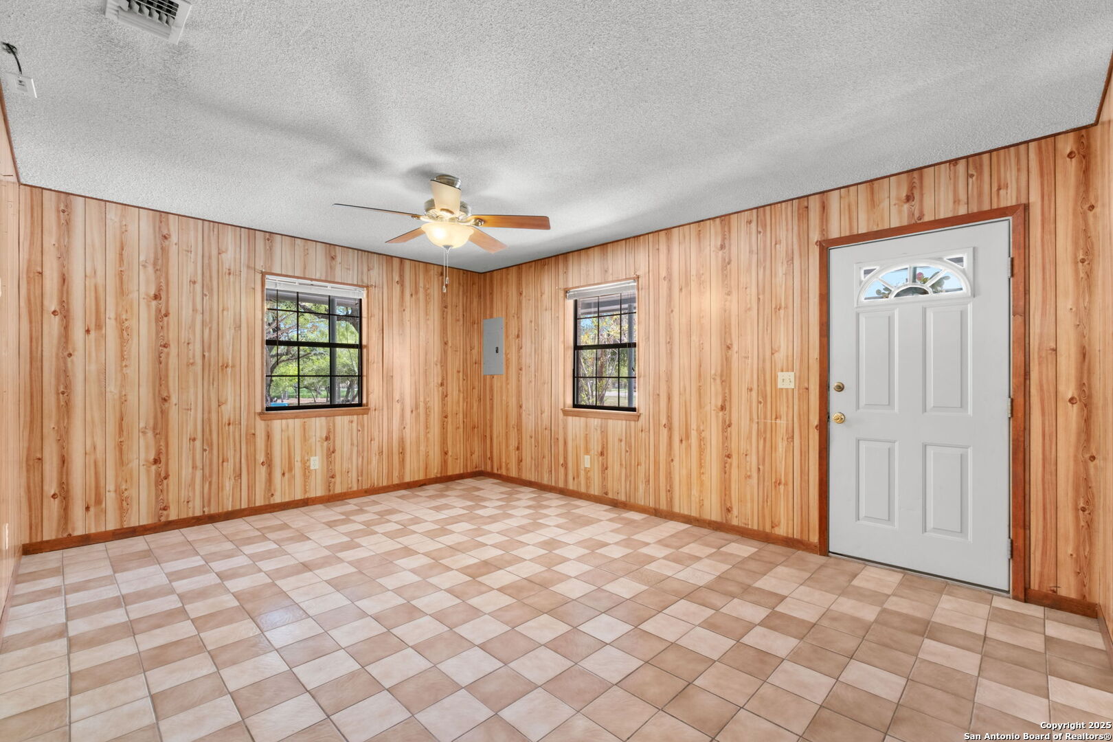 465 Oriente Pleasanton TX 78064