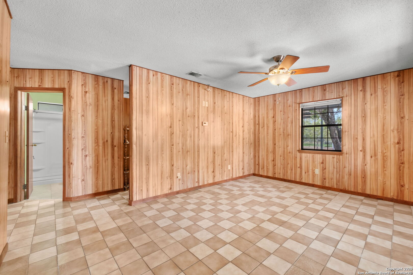 465 Oriente Pleasanton TX 78064