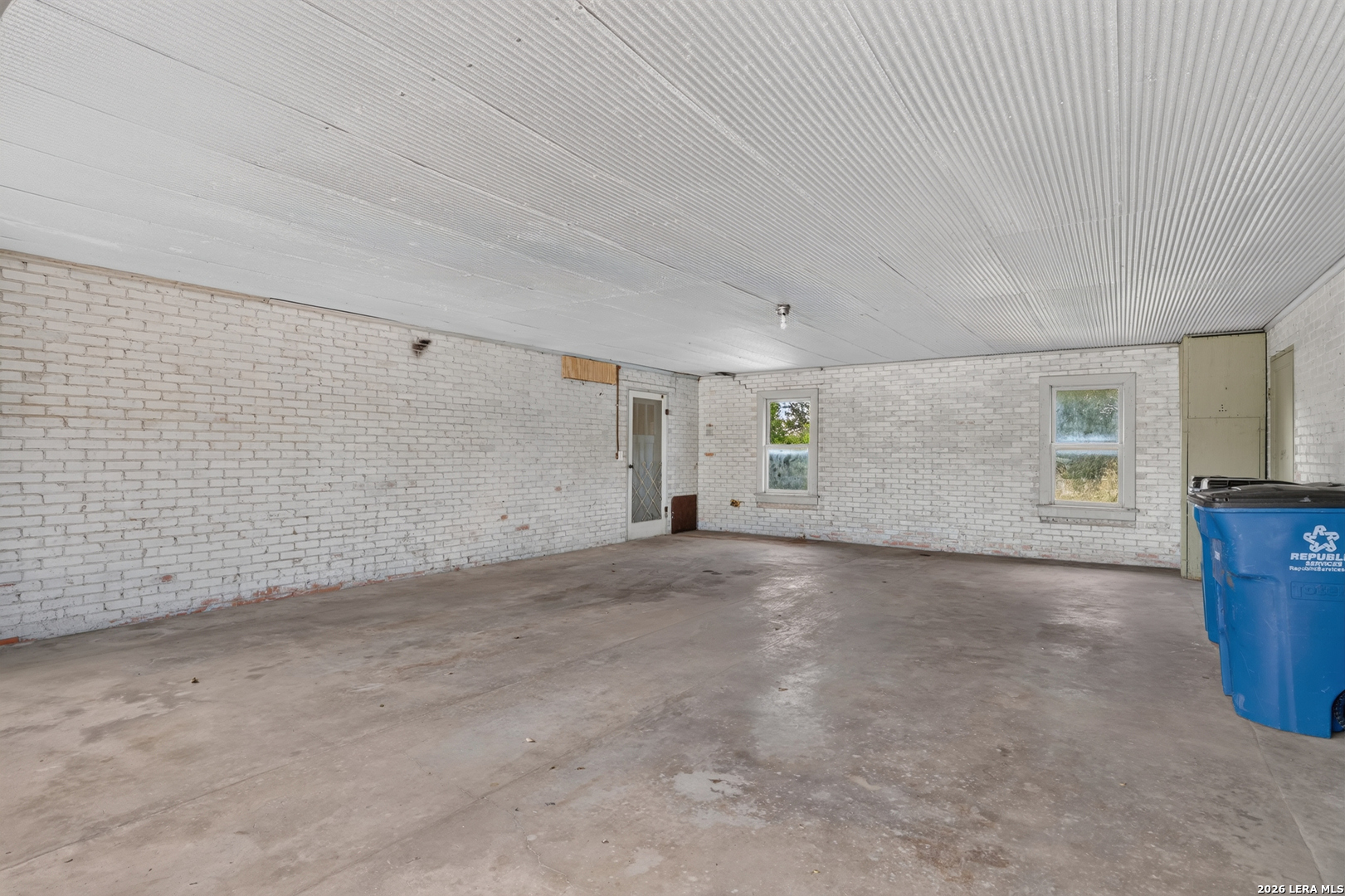 101 Fahr Drive Poth TX 78147