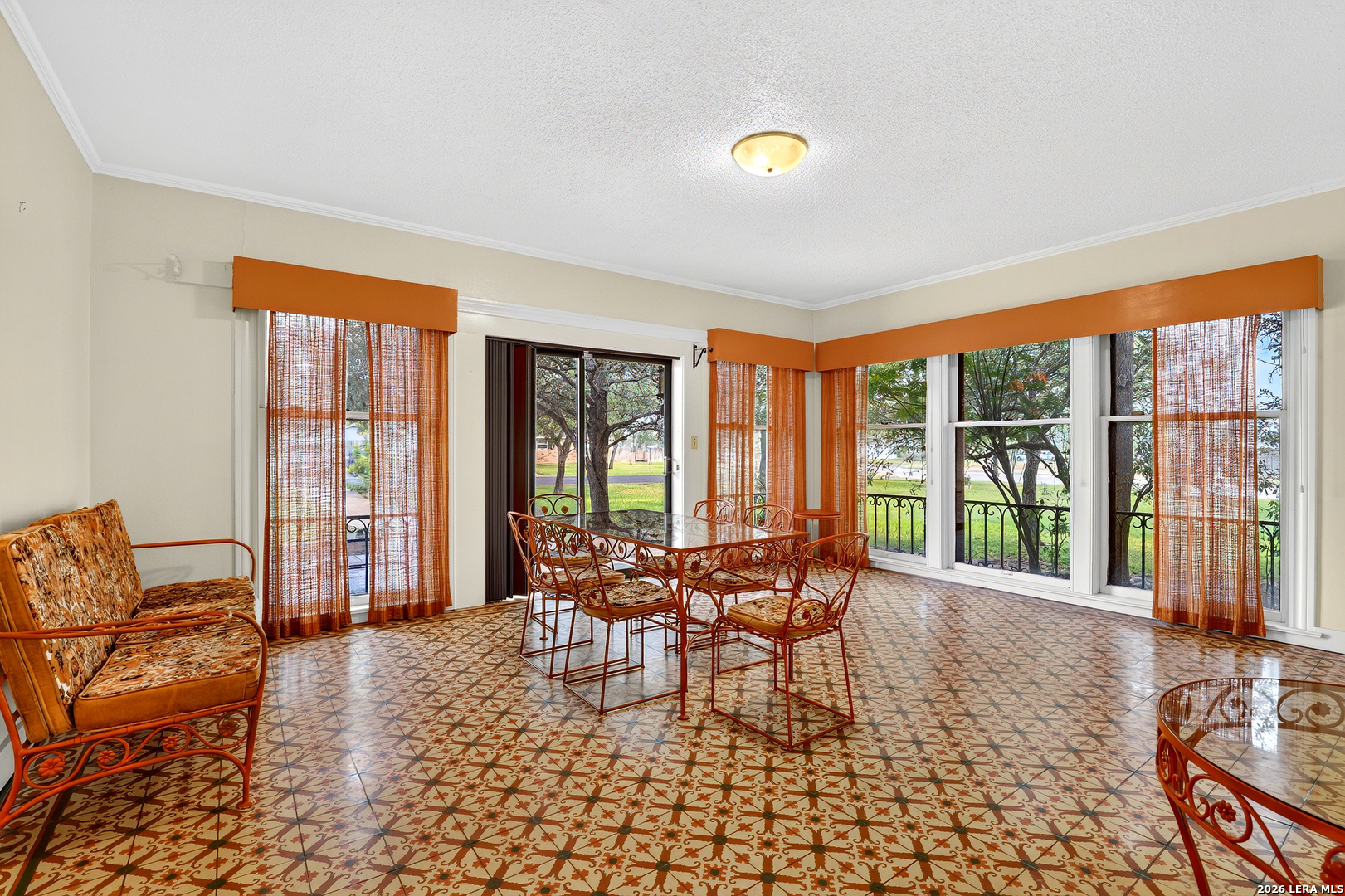 101 Fahr Drive Poth TX 78147