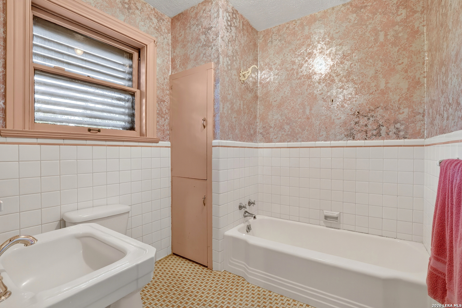 101 Fahr Drive Poth TX 78147