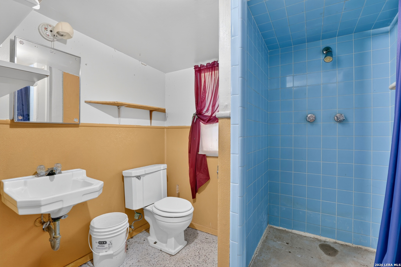 101 Fahr Drive Poth TX 78147