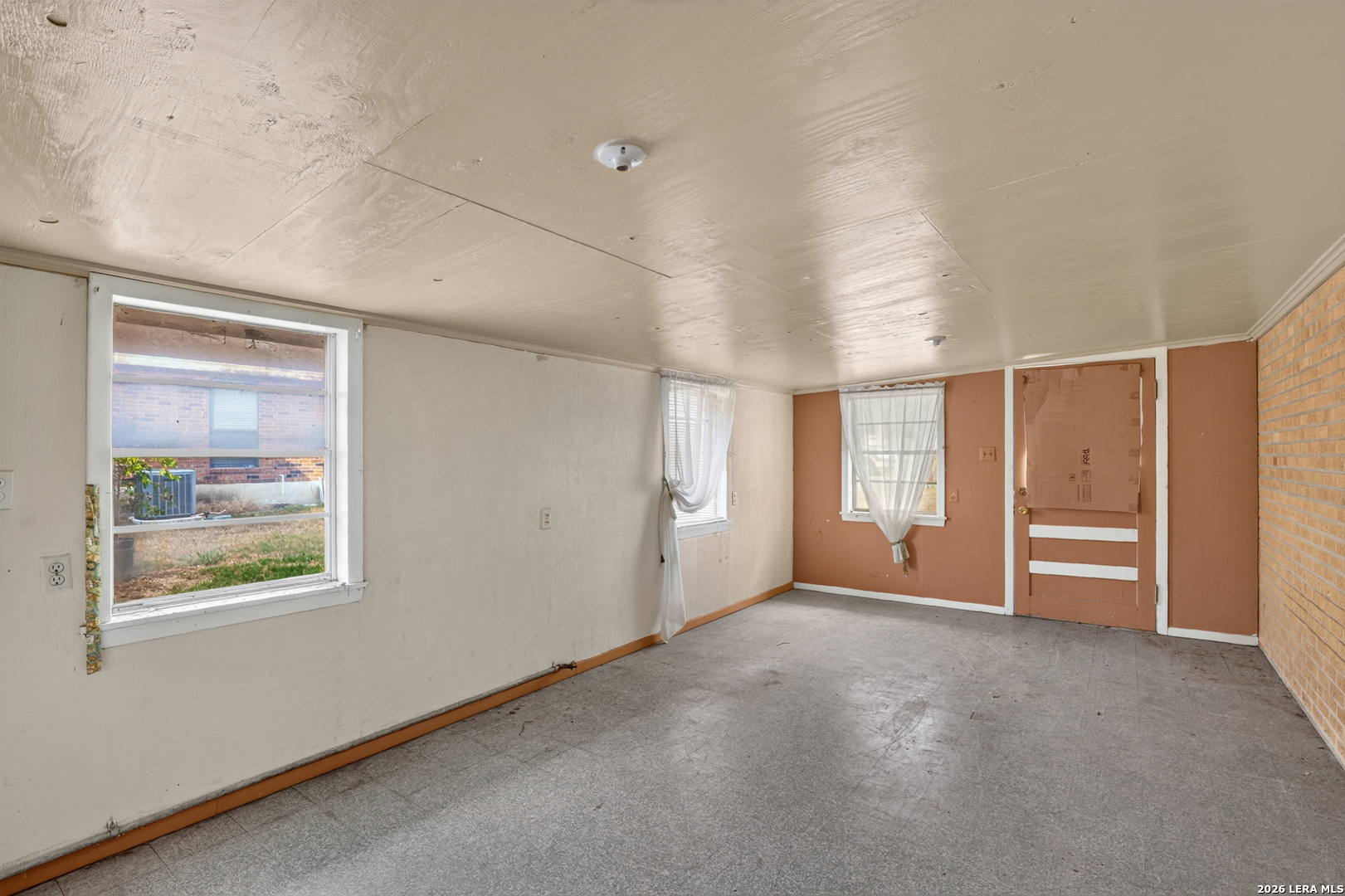 101 Fahr Drive Poth TX 78147